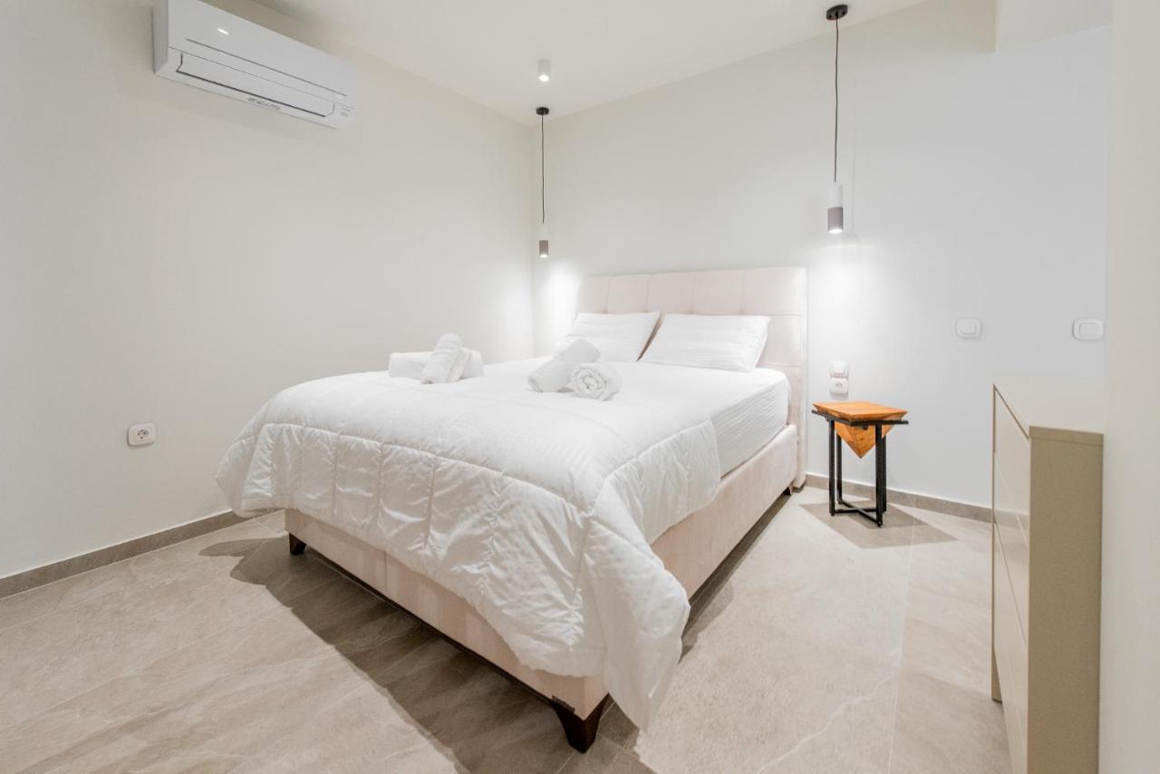 Gemela Allstarboutique In Aegina A Ngoại thất bức ảnh