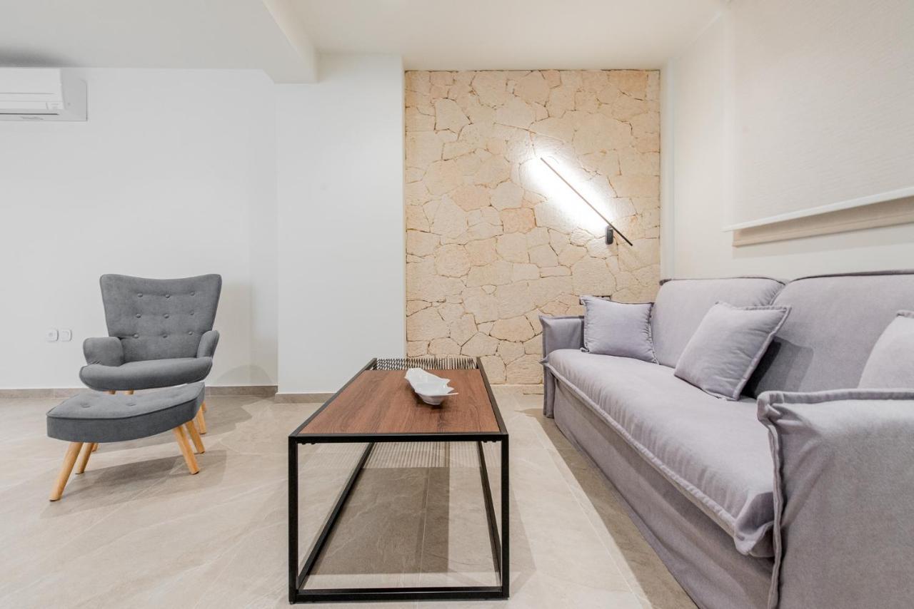 Gemela Allstarboutique In Aegina A Ngoại thất bức ảnh