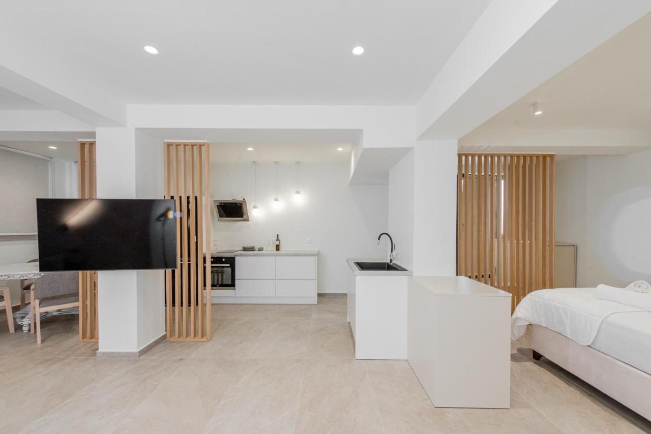 Gemela Allstarboutique In Aegina A Ngoại thất bức ảnh